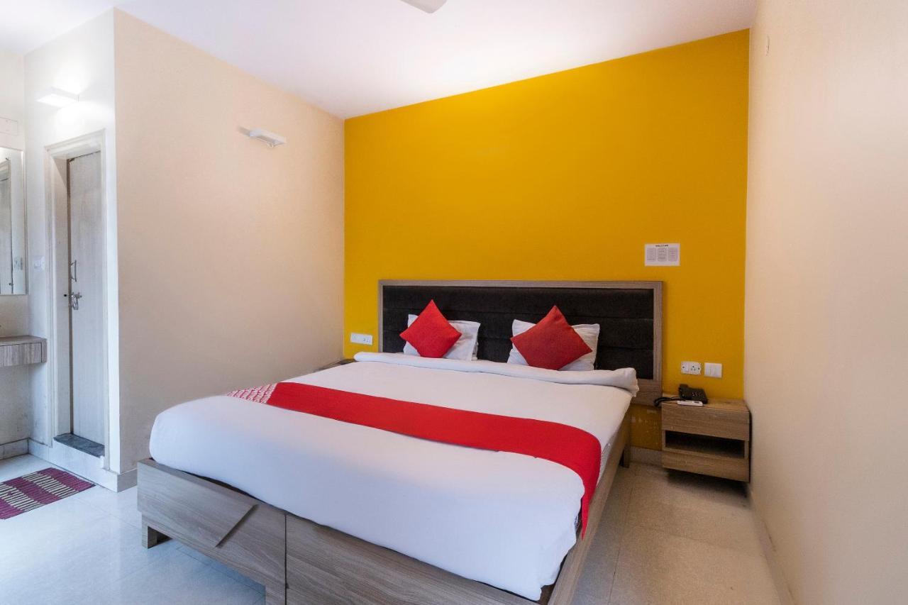 Hotel O Golden Inn Near Cubbon Park Bengalúr Exteriér fotografie