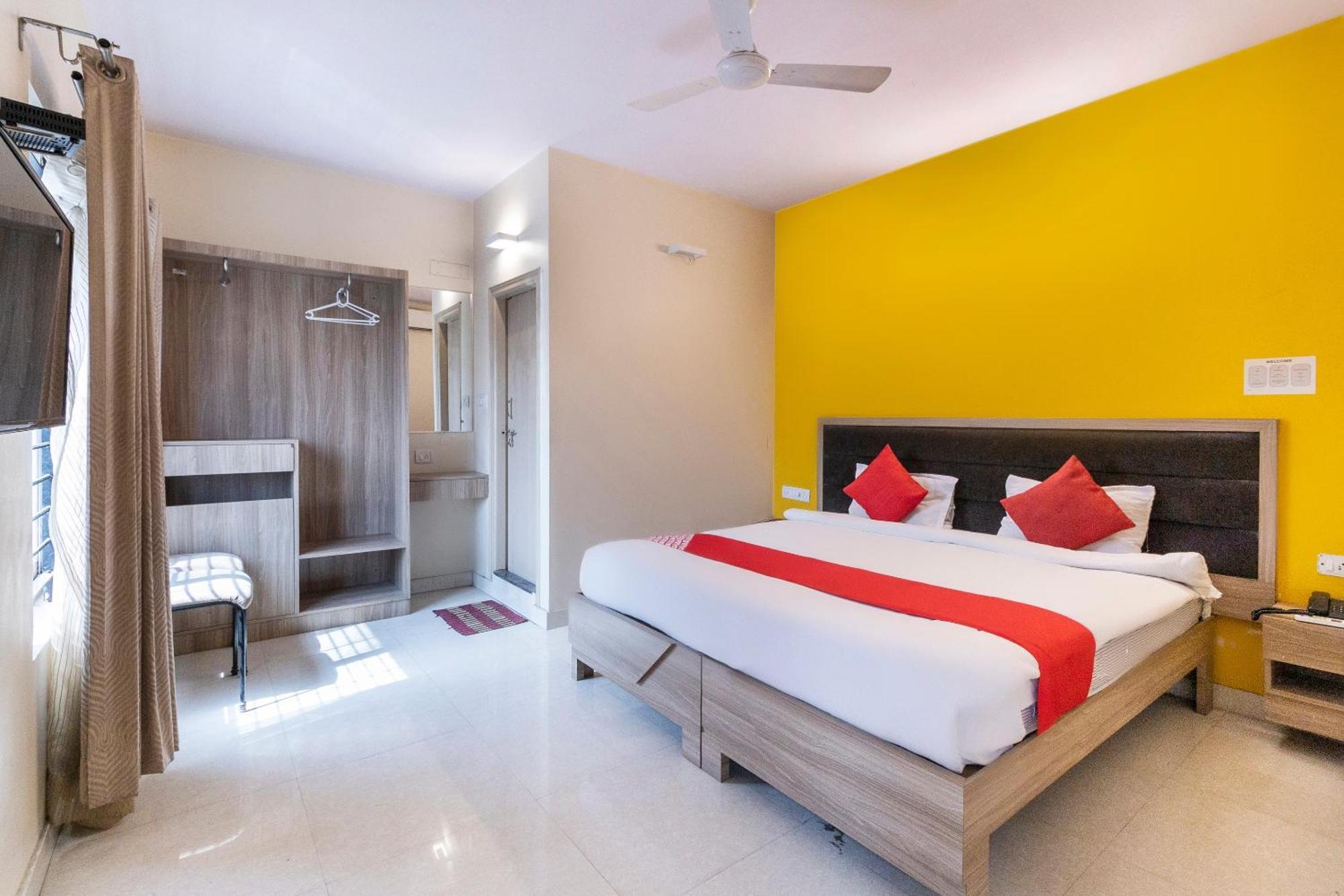 Hotel O Golden Inn Near Cubbon Park Bengalúr Exteriér fotografie